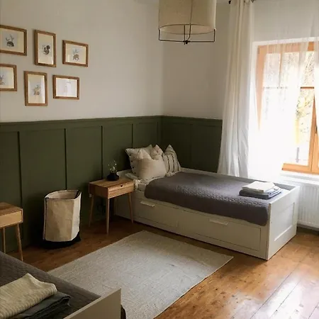 Zoeld Cica Vendeghaz Hévíz