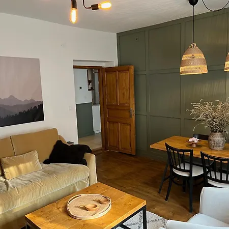 Zoeld Cica Vendeghaz 아파트