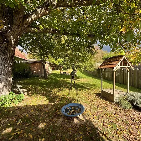 Zoeld Cica Vendeghaz Apartmán *